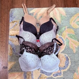 Victoria’s Secret Elegant Women's Lace and Patterned Bra Set of 5